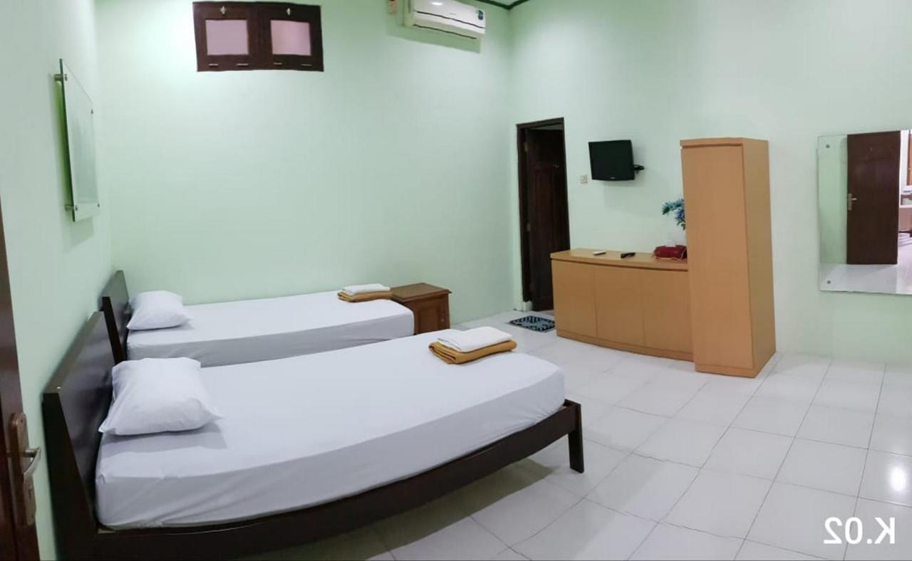 Hotel Embe Pitoe Syariah Gejayan Mitra Reddoorz à Pakualaman Extérieur photo